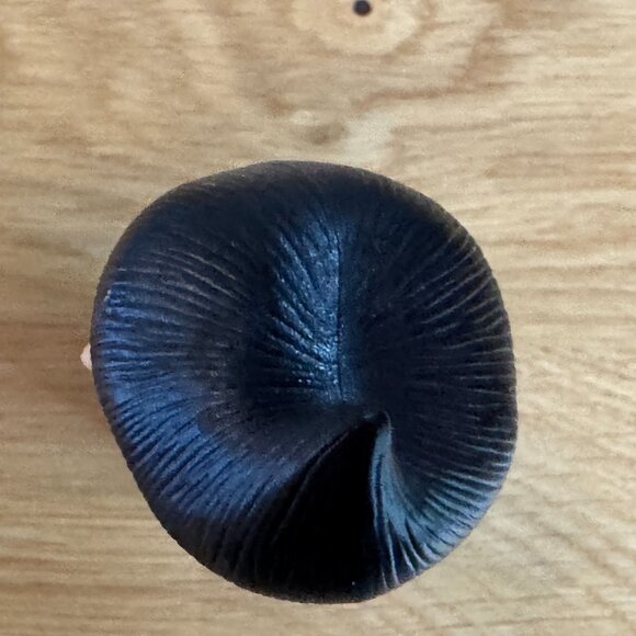 PEZ Candy Dispenser Meet the Robinsons Wilbur, Loose, Blue Stem, Hungary, 2007 - Picture 11 of 16